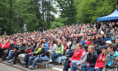 Multižánrový festival cimbálu ve Valašském Meziříčí přivítá hosty z celé Evropy